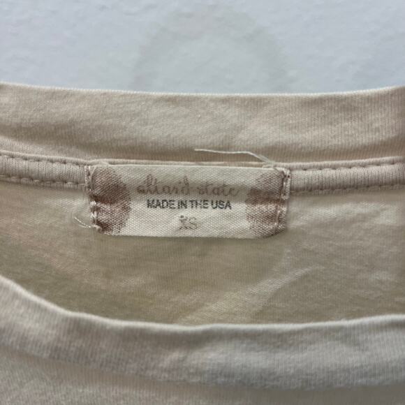 Altar’d State Women’s XS Here Comes The Sun Graphic T-shirt - Picture 4 of 4